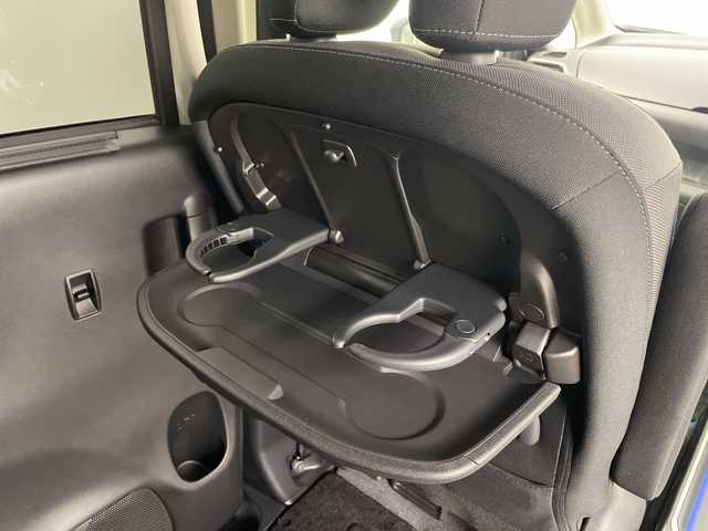 日産 セレナ e－パワー ハイウェイスター V 埼玉県 2021(令3)年 5.4万km ブリリアントホワイトパール 2トーン 純正ナビ/フルセグテレビ/全方位カメラ/ビルトインETC/前方ドライブレコーダー/ブラインドスポットモニター/プロパイロット/デジタルインナーミラー/両側パワースライドドア/衝突被害軽減ブレーキ/クリアランスソナー/オートハイビーム/オートLEDライト/電子パーキングシステム/ブレーキホールド/プッシュスタート/純正フロアマット/純正15インチアルミホイール