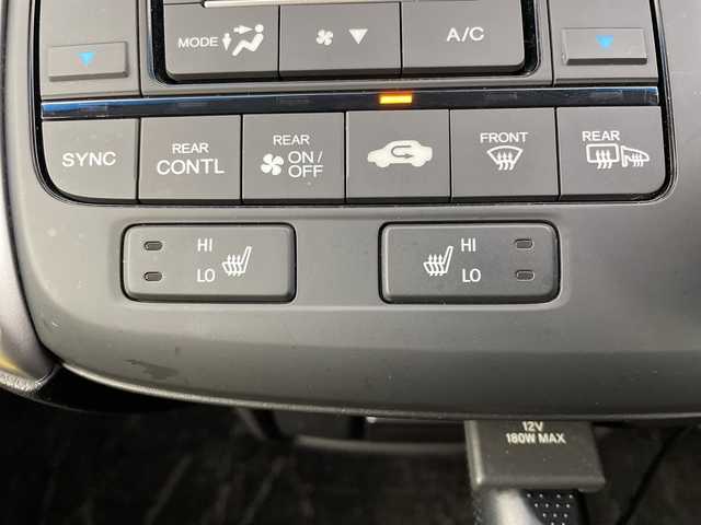 ホンダ ステップワゴン スパーダ eHEV G EXホンダS 愛知県 2021(令3)年 8.3万km プレミアムスパークルブラックパール ALPINE10型ナビ/・Bluetooth/・CD/DVD/・フルセグテレビ/バックカメラ/ALPINEフリップダウンモニター/両側パワースライドドア/シートヒーター/ハーフレザーシート/衝突軽減ブレーキ/レーンキープアシスト/レーダークルーズコントロール/ETC2.0/前後ドライブレコーダー/LEDヘッドライト