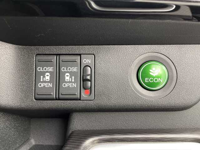 ホンダ ステップワゴン スパーダ eHEV G EXホンダS 愛知県 2021(令3)年 8.3万km プレミアムスパークルブラックパール ALPINE10型ナビ/・Bluetooth/・CD/DVD/・フルセグテレビ/バックカメラ/ALPINEフリップダウンモニター/両側パワースライドドア/シートヒーター/ハーフレザーシート/衝突軽減ブレーキ/レーンキープアシスト/レーダークルーズコントロール/ETC2.0/前後ドライブレコーダー/LEDヘッドライト