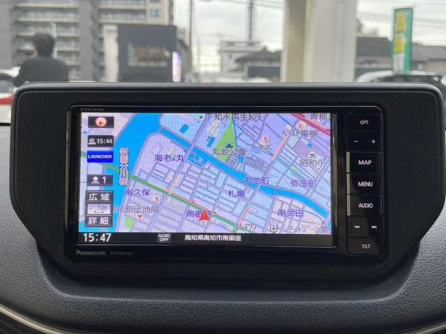 ダイハツ ムーヴ カスタム X SAⅡ 高知県 2017(平29)年 8万km ナイトシャドーパープルクリスタルM ストラーダ７インチナビ/（Ｂｌｕｅｔｏｏｔｈオーディオ／フルセグＴＶ／ＣＤ・ＤＶＤ）/ダイハツスマートアシスト/ＥＴＣ/スマートアシスト/スペアキー/オートライト/コーナーセンサー