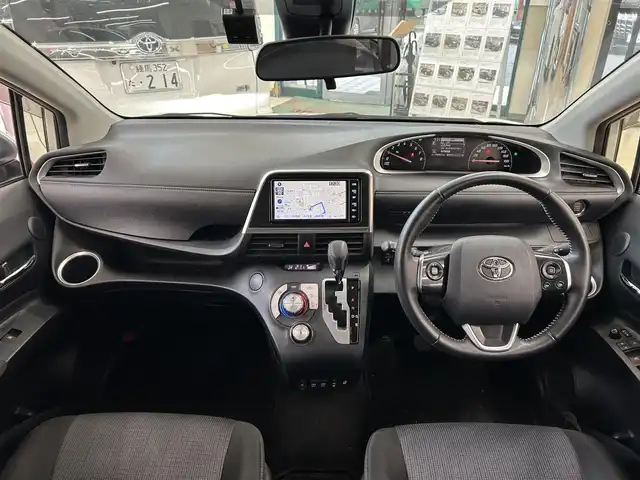 トヨタ シエンタ G 東京都 2020(令2)年 2.8万km ホワイトパールクリスタルシャイン ワンオーナー/純正ディーラーナビ/(BT/CD/DVD/フルセグTV)/(NSZT-W68T)/全周囲カメラ/クリアランスソナー/両側パワースライドドア/ETC/プリクラッシュセーフティー/LDA/先行者発進告知/PKSB/前方ドライブレコーダー/アイドリングストップ/革巻きステアリング/ステアリングスイッチ/ステアリングヒーター/シートヒーター/電動格納ウインカーミラー/ドアバイザー/プライバシーガラス/オートライト/オートハイビーム/LEDライト/フォグランプ/ISOFIX/純正フロアマット/スマートキー/プッシュスタート/スペアキー/社外15インチアルミホイール/W+サイド+カーテンSRS&ABS/横滑防止装置/新車時保証書/取扱説明書