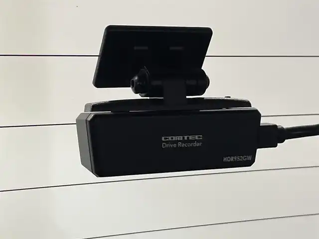 トヨタ アクア S 愛知県 2012(平24)年 8.8万km スーパーレッドⅤ 純正SDナビ/（Bluetooth/フルセグTV/SD/FM/AM/AUX//CD・DVD再生）/ビルトインETC/シートヒーター/バックカメラ/前後ドライブレコーダー/純正フロアマット/プッシュスタート/ -スマートキー/ナノイー/フォグ