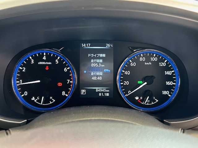 日産 エルグランド 250HWS アーバンクロム 埼玉県 2016(平28)年 8.5万km ブリリアントホワイトパール メーカーナビ/ CD/BT/USB/フルセグ/アラウンドビューモニター/フリップダウンモニター/両側電動スライドドア/パワーバックドア/ハーフレザーシート/純正18インチアルミホイール/ETC/スマートキー/禁煙車