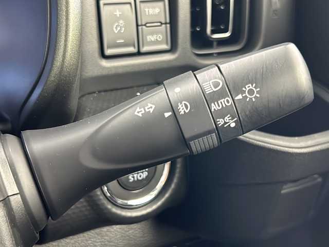 スズキ ハスラー タフワイルド・ターボ 岐阜県 2024(令6)年 0.7万km オフブルーメタリック/ブラック 2トーン 4WD/ターボ/スズキセーフティサポート/レーダークルーズコントロール/パドルシフト/コーナーセンサー/ステアリングスイッチ/革巻きハンドル/前席シートヒーター/プッシュスタート/電動格納ミラー/純正アルミホイール/LEDヘッドライト/オートライト/スマートキー