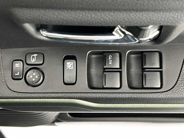 スズキ ハスラー タフワイルド・ターボ 岐阜県 2024(令6)年 0.7万km オフブルーメタリック/ブラック 2トーン 4WD/ターボ/スズキセーフティサポート/レーダークルーズコントロール/パドルシフト/コーナーセンサー/ステアリングスイッチ/革巻きハンドル/前席シートヒーター/プッシュスタート/電動格納ミラー/純正アルミホイール/LEDヘッドライト/オートライト/スマートキー