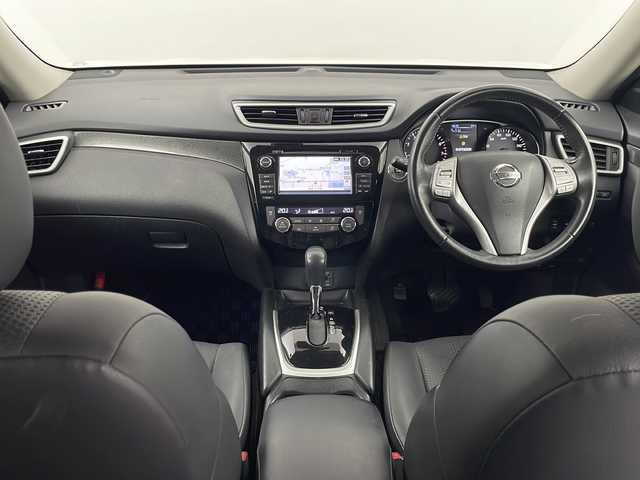 日産 エクストレイル 20Xt エマージェンシーブレーキ 埼玉県 2016(平28)年 5.2万km ブリリアントホワイトパール 純正７インチナビ　/アラウンドビューモニター　/エマージェンシーブレーキ　/クルーズコントロール　/パーキングアシスト　/パワーバックドア　/シートヒーター　/カプロンシート　/ＴＶ　/オートライト　/ドラレコ/フォグライト/ETC