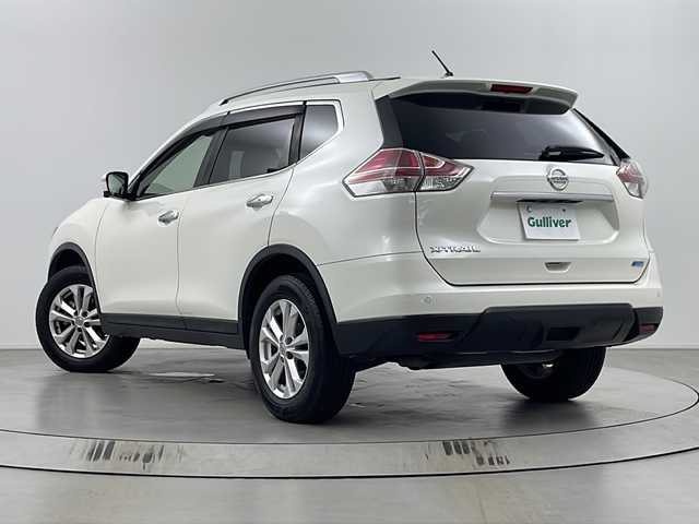 日産 エクストレイル 20Xt エマージェンシーブレーキ 埼玉県 2016(平28)年 5.2万km ブリリアントホワイトパール 純正７インチナビ　/アラウンドビューモニター　/エマージェンシーブレーキ　/クルーズコントロール　/パーキングアシスト　/パワーバックドア　/シートヒーター　/カプロンシート　/ＴＶ　/オートライト　/ドラレコ/フォグライト/ETC