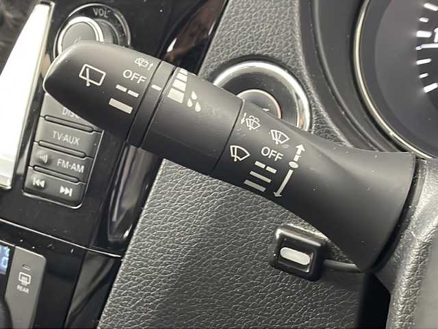 日産 エクストレイル 20Xt エマージェンシーブレーキ 埼玉県 2016(平28)年 5.2万km ブリリアントホワイトパール 純正７インチナビ　/アラウンドビューモニター　/エマージェンシーブレーキ　/クルーズコントロール　/パーキングアシスト　/パワーバックドア　/シートヒーター　/カプロンシート　/ＴＶ　/オートライト　/ドラレコ/フォグライト/ETC