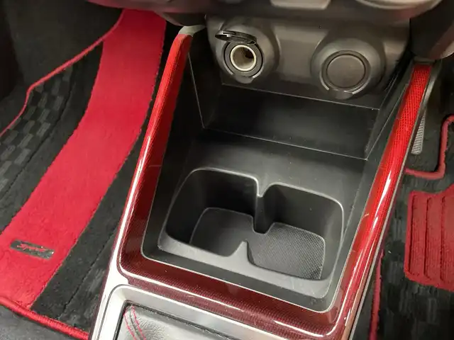 スズキ スイフト スポーツ セーフティPKG 千葉県 2017(平29)年 4.1万km チャンピオンイエロー 社外8インチナビ/（フルセグTV/BT/CD/DVD/FM/AM）/バックカメラ/ニュルスペックマフラー/衝突被害軽減システム/車線逸脱警報/クルーズコントロール/横滑り防止装置/ETC/ドライブレコーダー/LEDヘッドライト/リアフォグランプ/オートライト/ウィンカーミラー/電動格納ミラー/純正17インチAW/シートヒーター/プッシュスタート/スマートキー/フロアマット/ドアバイザー/スペアキー/取扱説明書/保証書