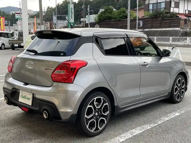 スズキ スイフト スポーツ 岐阜県 2022(令4)年 2.5万km プレミアムシルバーメタリック 純正ナビ/【Bluetooth．CD.DVD.AM/FMラジオ．iPod】/クルーズコントロール/パドルシフト/シートヒーター/スマートキー/LEDヘッドライト・オート機能付/フォグライト/ETC/純正アルミホイール/純正フロアマット/横滑り防止装置/ウィンカーミラー/ドアバイザー/取扱説明書/保証書/スペアキー