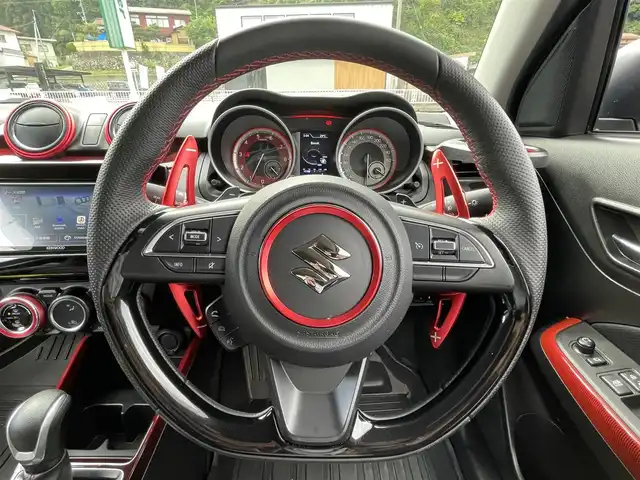 スズキ スイフト スポーツ 岐阜県 2022(令4)年 2.5万km プレミアムシルバーメタリック 純正ナビ/【Bluetooth．CD.DVD.AM/FMラジオ．iPod】/クルーズコントロール/パドルシフト/シートヒーター/スマートキー/LEDヘッドライト・オート機能付/フォグライト/ETC/純正アルミホイール/純正フロアマット/横滑り防止装置/ウィンカーミラー/ドアバイザー/取扱説明書/保証書/スペアキー