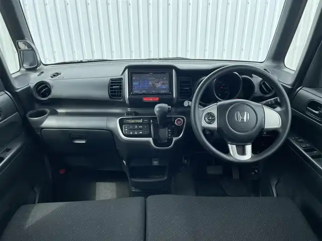 ホンダ Ｎ ＢＯＸ G Lパッケージ 福岡県 2014(平26)年 8.8万km プレミアムホワイトパール 社外ナビ（ＡＶＮ－Ｚ０３ｉ）/フルセグTV/CD/DVD/BT/AM/FM/バックカメラ/パワースライドドア/アイドリングストップ/純正１４アルミ/スマートキー/プッシュスタート/横滑り防止装置/ヘッドライトレベライザー/電動格納ウインカーミラー
