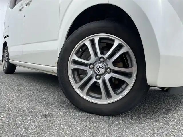 ホンダ Ｎ ＢＯＸ G Lパッケージ 福岡県 2014(平26)年 8.8万km プレミアムホワイトパール 社外ナビ（ＡＶＮ－Ｚ０３ｉ）/フルセグTV/CD/DVD/BT/AM/FM/バックカメラ/パワースライドドア/アイドリングストップ/純正１４アルミ/スマートキー/プッシュスタート/横滑り防止装置/ヘッドライトレベライザー/電動格納ウインカーミラー