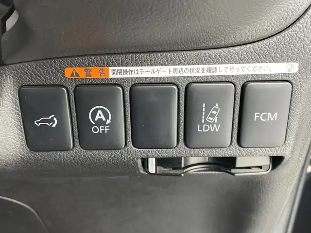 三菱 アウトランダー 24G ナビパッケージ 新潟県 2016(平28)年 13.6万km アメジストブラック ワンオーナー/４ＷＤ　/フルセグＴＶ　/バックカメラ/純正ＳＤナビ　/Ｂｌｕｅｔｏｏｔｈ接続　/ＵＳＢ入力端子　/クルコン　/ＭＴモード付ＡＴ　/ステアリングスイッチ　/ＬＥＤライト　/電動リアゲート/ステアリングスイッチ/革巻きステアリング/横滑り防止機能/レーンキープアシスト/保証書/取扱説明書