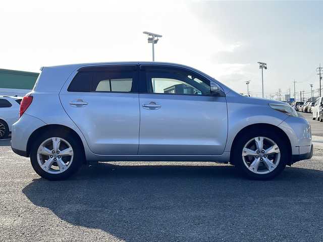 トヨタ イスト 150G 徳島県 2008(平20)年 10.3万km シルバーマイカM 7型HDDナビ　NHZT-W58/（DISC/フルセグ/ラジオ）/ETC/純正16インチアルミホイール/純正フロアマット/純正ドアバイザー/キセノンヘッドライト/フォグライト/スペアキー/リモコンキー/カーテンエアバック/ダブルエアバック