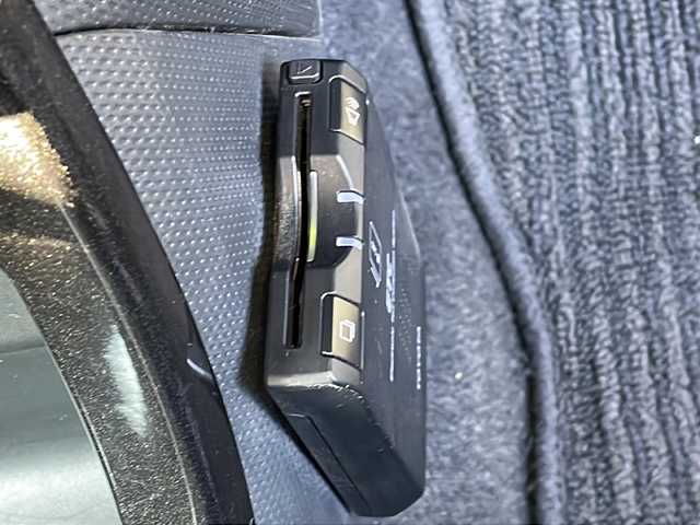 トヨタ イスト 150G 徳島県 2008(平20)年 10.3万km シルバーマイカM 7型HDDナビ　NHZT-W58/（DISC/フルセグ/ラジオ）/ETC/純正16インチアルミホイール/純正フロアマット/純正ドアバイザー/キセノンヘッドライト/フォグライト/スペアキー/リモコンキー/カーテンエアバック/ダブルエアバック