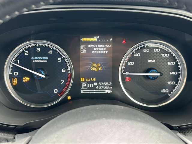 スバル フォレスター ハイブリッド ツーリング 山梨県 2021(令3)年 4.7万km クリスタルブラックシリカ アイサイト/　・プリクラッシュブレーキ/　・車線逸脱警報機能/　・後退時ブレーキアシスト/　・AT誤発進抑制御/　・ツーリングアシスト/　・全車速追従機能付きクルーズコントロール/　・車線逸脱抑制機能/　・先行車発進お知らせ/ALPINEフリップダウンモニター/純正SDナビ/　(CD/SD/iPod/フルセグ)/バックカメラ/サイドカメラ/LEDオートライト/LEDフォグランプ/ハーフレザーシート/シートヒーター/純正17インチアルミホイール/スバルリヤビークルディテクション/パドルシフト/コーナーセンサー/スマートキー/ビルトインETC