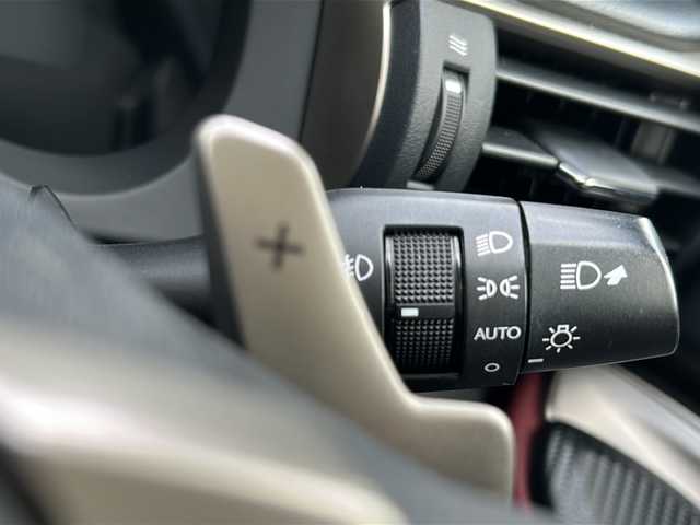 レクサス ＲＣ 350 Fスポーツ 茨城県 2015(平27)年 9.6万km マーキュリーグレーマイカ サンルーフ/純正HDDナビ/(地デジTV・CD・DVD・BT・USB・ラジオ再生)/レーダークルーズコントロール/レーンアシスト/コーナーセンサー/赤革レザーシート/シートヒーター/エアーシート/パワーシート/バックカメラ/ETC/オートライト/LEDヘッドライト/純正19inアルミホイール/純正フロアマット/スマートキー/取扱説明書/保証書