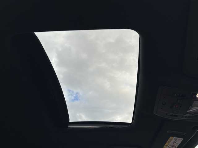 レクサス ＲＣ 350 Fスポーツ 茨城県 2015(平27)年 9.6万km マーキュリーグレーマイカ サンルーフ/純正HDDナビ/(地デジTV・CD・DVD・BT・USB・ラジオ再生)/レーダークルーズコントロール/レーンアシスト/コーナーセンサー/赤革レザーシート/シートヒーター/エアーシート/パワーシート/バックカメラ/ETC/オートライト/LEDヘッドライト/純正19inアルミホイール/純正フロアマット/スマートキー/取扱説明書/保証書