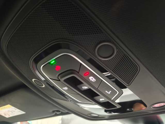 アウディ Ｑ５ 45TFSIクワトロ Sライン 群馬県 2021(令3)年 2.5万km ミトスブラックメタリック ワンオーナー/パノラマサンルーフ/Bang&Olufsenサウンド/純正前後ドラレコ/サラウンドビューカメラ/前後シートヒーター/19インチAW/パークアシスト/スマートキー/純正ナビ/ETC2.0