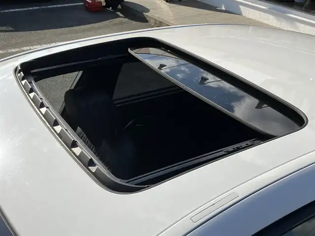 ＢＭＷ ７４０ｉ Mスポーツ 三重県 2019(平31)年 5.5万km アルピンホワイトⅢ サンルーフ/ハーマンカードンサウンド/パワーバックドア/ターボ/♪インテリジェントセーフティ/ ・ブレーキ機能付き追突警告・回避アシスト/ ・Cityブレーキ機能付き歩行者警告/ ・レーンディパーチャーウォーニング/ ・レーンチェンジウォー二ング・側方衝突警告/♪ブラインドスポットモニター/♪純正ナビ/ ・フルセグ・Bluetoothオーディオ/ ・スクリーンミラーリング/ ・CD録音・DVD再生・USB/♪全方位モニター/♪バックカメラ/♪ヘッドアップディスプレイ/♪アクティブクルーズコントロール(ACC)/♪スマートキー×2/♪プッシュスタート/♪オートブレーキホールド/♪黒革シート/♪前席パワーシート(メモリ付き）/♪全席シートヒーター/前席エアシート/♪電動サンシェード/♪ドライブレコーダー付きレーダー探知機/♪純正20インチAW/♪LEDヘッドライト/♪LEDフォグ/♪リアフォグ/♪ハイビームアシスタント/♪オートワイパー/♪アイドリングストップ/♪革巻きステアリング/♪パドルシフト/♪ステアリングスイッチ/♪オートリトラクタブルミラー/♪フロアマット/♪スモークフィルム/♪ETC/♪サイド/カーテンエアバック