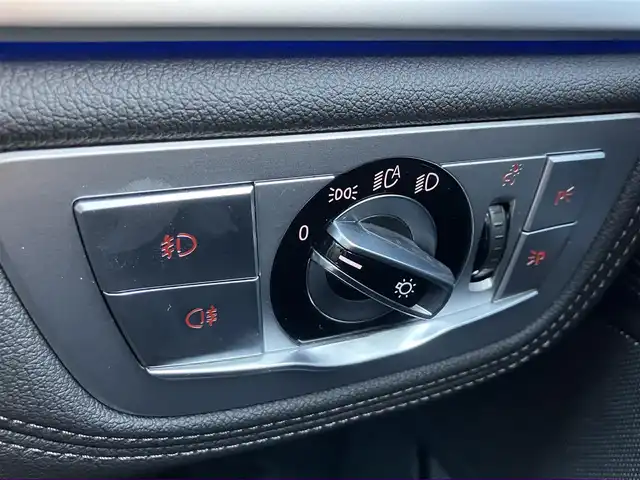 ＢＭＷ ７４０ｉ Mスポーツ 三重県 2019(平31)年 5.5万km アルピンホワイトⅢ サンルーフ/ハーマンカードンサウンド/パワーバックドア/ターボ/♪インテリジェントセーフティ/ ・ブレーキ機能付き追突警告・回避アシスト/ ・Cityブレーキ機能付き歩行者警告/ ・レーンディパーチャーウォーニング/ ・レーンチェンジウォー二ング・側方衝突警告/♪ブラインドスポットモニター/♪純正ナビ/ ・フルセグ・Bluetoothオーディオ/ ・スクリーンミラーリング/ ・CD録音・DVD再生・USB/♪全方位モニター/♪バックカメラ/♪ヘッドアップディスプレイ/♪アクティブクルーズコントロール(ACC)/♪スマートキー×2/♪プッシュスタート/♪オートブレーキホールド/♪黒革シート/♪前席パワーシート(メモリ付き）/♪全席シートヒーター/前席エアシート/♪電動サンシェード/♪ドライブレコーダー付きレーダー探知機/♪純正20インチAW/♪LEDヘッドライト/♪LEDフォグ/♪リアフォグ/♪ハイビームアシスタント/♪オートワイパー/♪アイドリングストップ/♪革巻きステアリング/♪パドルシフト/♪ステアリングスイッチ/♪オートリトラクタブルミラー/♪フロアマット/♪スモークフィルム/♪ETC/♪サイド/カーテンエアバック