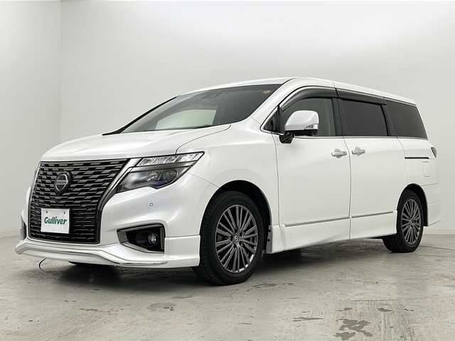 日産 エルグランド 250HWS S アーバンクロム 宮城県 2021(令3)年 5.1万km ピュアホワイトパール 禁煙車/純正11.3型フリップダウンモニター/３６０°セーフティアシスト/・インテリジェントエマージェンシーブレーキ/・ふらつき警報/・車線逸脱警報/・車線逸脱防止支援/・後側方衝突防止支援/・後側方車両検知アラート/・アラウンドビューモニター/・クロストラフィックアラート/両側パワースライドドア/純正10型SDナビ/・BT/CD/DVD/ブルーレイ/SD/AM/FM/フルセグTV/純正前方ドライブレコーダー/純正ビルトインETC/革巻きステアリング/ステアリングスイッチ/プッシュスタート/スマートキー/ハーフレザーシート/LEDヘッドライト/フォグランプ/純正18インチアルミホイール/純正フロアマット/ロールサンシェード