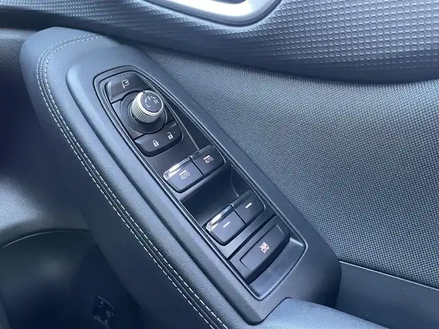 スバル フォレスター ハイブリッド ツーリング 埼玉県 2020(令2)年 1万km クリムゾンレッドP /ワンオーナー//4WD//純正メモリナビ//フルセグTV//サイド&バックカメラ//CD/DVD/Bluetooth//DIATONEサウンド//アダプティブクルーズコントロール//前2席シートヒーター//ビルトインETC//スマートキーx2//LEDヘッドライト//衝突軽減ブレーキ//車線逸脱抑制機能//SRHステアリング連動ヘッドランプ//W.サイドエアバッグ//カーテン.ニーエアバッグ//ABS//横滑り防止装置//バックソナー//前後フォグランプ//パドルシフト//革巻きステアリング//オートライト//プライバシーガラス//ドアバイザー//純正17インチAW//新車時保証書//取扱説明書//ナビ取説