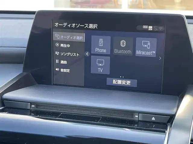 トヨタ クラウン ハイブリッド RS Four リミテッド 道央・札幌 2020(令2)年 6.9万km ホワイトパールクリスタルシャイン ・４WD/・ワンオーナー/・衝突軽減ブレーキ/・寒冷地仕様/・全方位カメラ/・モデリスタエアロ/・モデリスタマフラー/・パワーシート/・純正ナビ/　CD＆BT＆USB＆TV/・バックカメラ/・ブラインドスポットモニター/・デジタルインナーミラー/・ハーフレザーシート/・コーナーセンサー/・レーンキープアシスト/・レーダークルーズコントロール/・パーキングアシスト/・オートエアコン/・オートライト/・オートリトラミラー/・レインセンサーワイパー/・シートヒーター/・ワイパーデアイサー/・純正エンジンスターター/・MT付きAT/・ビルトインETC/・プッシュスタート/・スマートキー/・純正フロアマット/・ドアバイザー/・ウィンカーミラー/・フォグライト/・LEDヘッドライト/・モデリスタ19インチAW