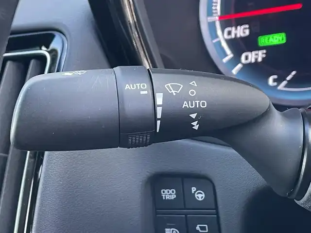 トヨタ クラウン ハイブリッド RS Four リミテッド 道央・札幌 2020(令2)年 6.9万km ホワイトパールクリスタルシャイン ・４WD/・ワンオーナー/・衝突軽減ブレーキ/・寒冷地仕様/・全方位カメラ/・モデリスタエアロ/・モデリスタマフラー/・パワーシート/・純正ナビ/　CD＆BT＆USB＆TV/・バックカメラ/・ブラインドスポットモニター/・デジタルインナーミラー/・ハーフレザーシート/・コーナーセンサー/・レーンキープアシスト/・レーダークルーズコントロール/・パーキングアシスト/・オートエアコン/・オートライト/・オートリトラミラー/・レインセンサーワイパー/・シートヒーター/・ワイパーデアイサー/・純正エンジンスターター/・MT付きAT/・ビルトインETC/・プッシュスタート/・スマートキー/・純正フロアマット/・ドアバイザー/・ウィンカーミラー/・フォグライト/・LEDヘッドライト/・モデリスタ19インチAW