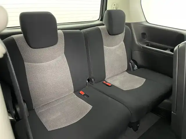 日産 セレナ ライダー S HV Aセーフティ 岡山県 2015(平27)年 6万km ダイヤモンドブラック 純正8インチSDナビ(MM514D-L）/(Bluetooth/CD/AUX/DVD有)/11インチ純正フリップダウンモニター/アラウンドビューモニター/両側パワースライドドア/ビルトインETC/LEDヘッドライト/クルーズコントロール/エマージェンシーブレーキ/ドライブレコーダー(社外・前)/純正フロアマット/純正アルミホイール/コーナーセンサー(前後)/レーンアシスト/踏み間違い衝突防止アシスト