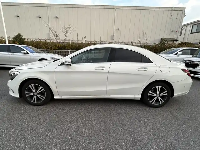 メルセデス・ベンツ ＣＬＡ１８０