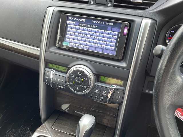 トヨタ マークＸ 250G 福島県 2013(平25)年 7.1万km ブラック メモリーナビ/バックカメラ/ETC/MTモード付AT/スマートキー/プッシュスタート/オートライト/キセノンライト/パワーシート（D席）/横滑り防止装置/社外AWスタッドレスタイヤ/（215/60R16、13年製造）/ドアバイザー/純正フロアマット