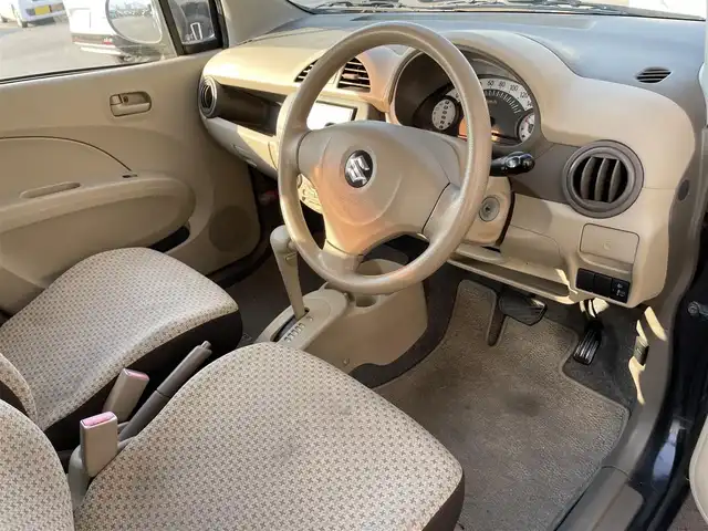 スズキ アルト F 滋賀県 2010(平22)年 9.7万km ブルーイッシュブラックパール3 禁煙車/７インチＥＣＬＩＰＳＥナビ/(ワンセグＴＶ／ＣＤ／ＡＭ／ＦＭ)/エアコン/パワーウィンドウ/パワーステアリング/ヘッドライトレベライザー/ダブルエアバッグ/アクセサリーソケット/純正フロアマット