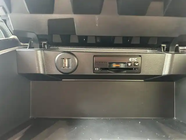 スズキ ソリオ バンディット HV MV 大阪府 2019(令1)年 3.6万km クラレットレッドメタリック/ブラック2トーンルーフ シートヒーター/Panasonicナビ/TV/360度カメラ/クリアランスソナー/ETC/ドラレコ/純正15インチAW/両側パワースライドドア/パドルシフト/クルコン