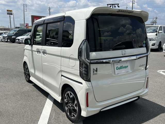 ホンダ Ｎ ＢＯＸ カスタム G EX ターボ ホンダセンシング 岐阜県 2017(平29)年 6.4万km プレミアムホワイトパールⅡ 登録時走行距離：63205km/ナビ（VXU-185NBi）/バックカメラ/TV・BT・CD・USB・AppleCarPlay/Honda SENSING/ナビ装着用スペシャルパッケージ/ETC/レーダークルーズコントロール/前後ドライブレコーダー/9灯式フルLEDヘッドライト/LEDフォグライト/シーケンシャルターンシグナルランプ/チップアップ＆ダイブダウン機構付スライドリアシート/オートリトラミラー/プラズマクラスター技術搭載フルオート・エアコンディショナー/両側パワースライドドア/パドルシフト/ターボ車/プッシュスタート/スマートキー/純正フロアマット/純正アルミホイール