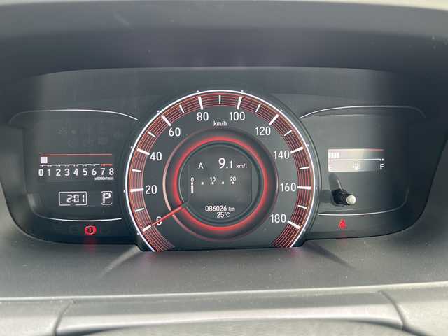 ホンダ オデッセイ 香川県 2015(平27)年 8.6万km ホワイトオーキッドパール 純正ナビゲーション/フルセグＴＶ/バックカメラ/両側パワースライドドア/リアフリップダウンモニター/レーダークルーズ/パワーシート/コーナーセンサー/LEDライト/パドルシフト