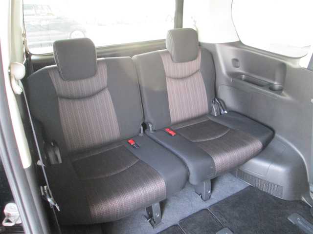 日産 セレナ ハイウェイS S HV Aセーフ 千葉県 2014(平26)年 8.7万km ダイヤモンドブラック 純正8型SDナビ、フルセグTV/アラウンドビューモニター/純正オーディオ【DVD/CD/BT/SD/USB】/純正後席フリップダウンモニター/LEDヘッドライト&ハロゲンフォグ/エマージェンシーブレーキ/LDW(車線逸脱警報)/クルーズコントロール/前後コーナーセンサー/ビルトインETC、スペアキー/取扱説明書/ナビ取扱説明書/新車時保証書/整備記録簿(H29/R1/R3/R4/R5)