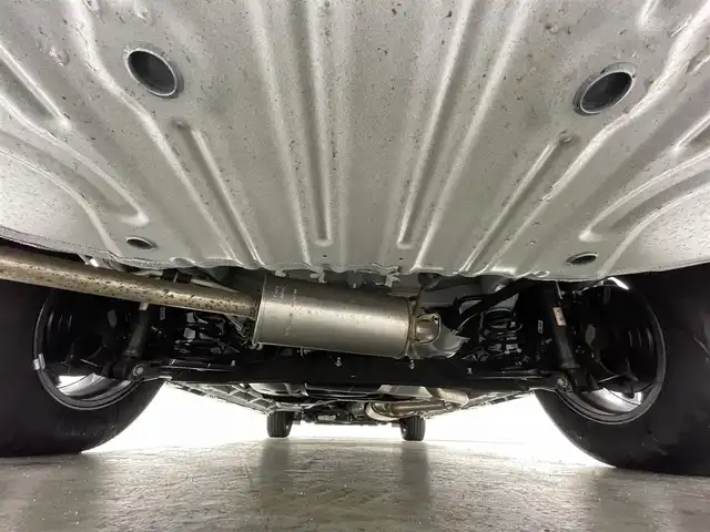 日産 セレナ ハイウェイスター V 福島県 2023(令5)年 0.1万km未満 プリズムホワイト 登録済み未使用車　/プロパイロット/・ハイビームアシスト/・エマージェンシーブレーキ/・車線逸脱警報/・踏み間違い防止/・ふらつき警報/・ダウンヒルアシストコントロール/ハーフレザー　/両側パワースライドドア　/電子パーキング　/・ブレーキホールド　/パドルシフト　/プッシュスタート　/・スマートキー　/・スペアキー/LEDライト/・オートライト/ステアリングスイッチ　/・革巻きステアリング/・チルトステアリング/USB入力端子/・ウィンカーミラー/オートミラー/取扱説明書/・保証書