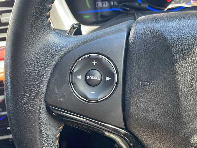 ホンダ ヴェゼル ハイブリッド Z 福岡県 2014(平26)年 9.2万km モルフォブルーP 純正ナビ/ワンセグテレビ/バックカメラ/クルーズコントロール/ETC/LEDヘッドライト/ハーフレザーシート/シートヒーター