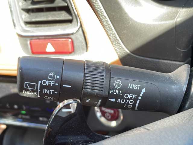 ホンダ ヴェゼル ハイブリッド Z 福岡県 2014(平26)年 9.2万km モルフォブルーP 純正ナビ/ワンセグテレビ/バックカメラ/クルーズコントロール/ETC/LEDヘッドライト/ハーフレザーシート/シートヒーター