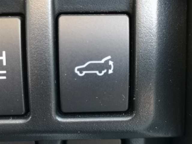 スバル フォレスター ハイブリッド X－ブレイク 岐阜県 2021(令3)年 5.3万km クリスタルホワイトP 4WD/純正ナビ/【SD・DISC・iPod・USB・BT・TV・ラジオ・AUX】/ハーフレザーシート/シートヒーター/パワーシート/シートメモリ/ステアリングヒーター/電動リアゲート/ルーフレール/パドルシフト/クルーズコントロール/左サイドカメラ/フロントカメラ/後方コーナーセンサー/デジタルインナーミラー/BSM/アイサイト/ETC/前方ドラレコ/バックカメラ/純正フロアマット/スペアキー