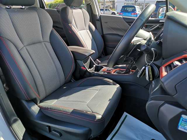 スバル フォレスター ハイブリッド X－ブレイク 岐阜県 2021(令3)年 5.3万km クリスタルホワイトP 4WD/純正ナビ/【SD・DISC・iPod・USB・BT・TV・ラジオ・AUX】/ハーフレザーシート/シートヒーター/パワーシート/シートメモリ/ステアリングヒーター/電動リアゲート/ルーフレール/パドルシフト/クルーズコントロール/左サイドカメラ/フロントカメラ/後方コーナーセンサー/デジタルインナーミラー/BSM/アイサイト/ETC/前方ドラレコ/バックカメラ/純正フロアマット/スペアキー