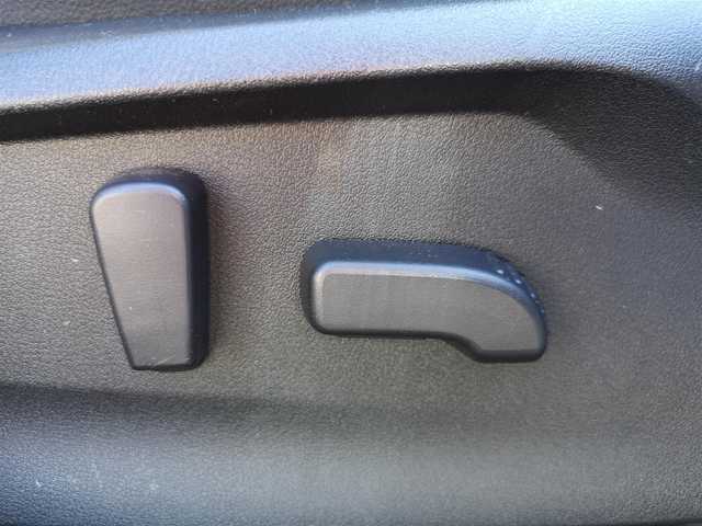 スバル フォレスター ハイブリッド X－ブレイク 岐阜県 2021(令3)年 5.3万km クリスタルホワイトP 4WD/純正ナビ/【SD・DISC・iPod・USB・BT・TV・ラジオ・AUX】/ハーフレザーシート/シートヒーター/パワーシート/シートメモリ/ステアリングヒーター/電動リアゲート/ルーフレール/パドルシフト/クルーズコントロール/左サイドカメラ/フロントカメラ/後方コーナーセンサー/デジタルインナーミラー/BSM/アイサイト/ETC/前方ドラレコ/バックカメラ/純正フロアマット/スペアキー