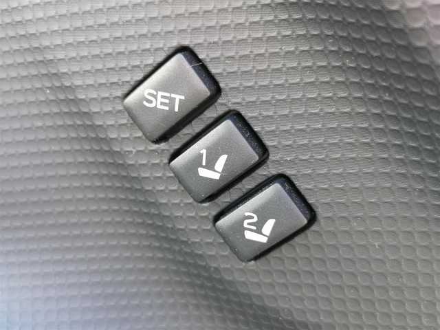 スバル フォレスター ハイブリッド X－ブレイク 岐阜県 2021(令3)年 5.3万km クリスタルホワイトP 4WD/純正ナビ/【SD・DISC・iPod・USB・BT・TV・ラジオ・AUX】/ハーフレザーシート/シートヒーター/パワーシート/シートメモリ/ステアリングヒーター/電動リアゲート/ルーフレール/パドルシフト/クルーズコントロール/左サイドカメラ/フロントカメラ/後方コーナーセンサー/デジタルインナーミラー/BSM/アイサイト/ETC/前方ドラレコ/バックカメラ/純正フロアマット/スペアキー