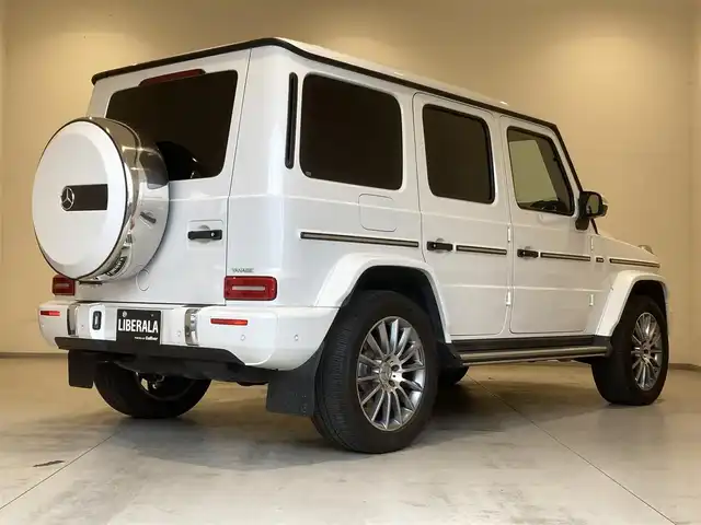 メルセデス・ベンツ ゲレンデヴァーゲン Ｇ４００ｄ AMGライン 熊本県 2022(令4)年 2.6万km 白 左ハンドル/ワンオーナー/AMGライン/ラグジュアリーパッケージ/サンルーフ/ブルメスターサウンド/アダプティブダンピング/黒革シート/純正メモリーナビ・地デジTV/純正USB/BT再生/360°カメラ/ETC2.0/レーダークルーズコントロール/PCS/LKA/BSM/標識検知/純正20インチAW/LEDライト/コーナーセンサー/前席パワーシート/全席シートヒーター/パドルシフト/プッシュスタート/キーレス×2/R4ー7年ディーラー整備記録/保証書・取説・スペアキーあり/ オパリスホワイト（８８５）