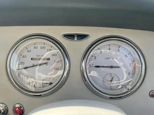 日産 フィガロ フルオープントップ 長崎県 1991(平3)年 8.8万km 緑 全国2万台限定車/社外オーディオ/白本革シート/ETC