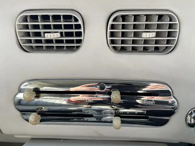 日産 フィガロ フルオープントップ 長崎県 1991(平3)年 8.8万km 緑 全国2万台限定車/社外オーディオ/白本革シート/ETC