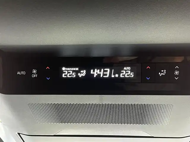 トヨタ アルファードハイブリット エグゼクティブ ラウンジ 福岡県 2025(令7)年 1.3万km ブラック ワンオーナー/モデリスタ/エアロ(フロント/サイド/リヤ)/マルチカラーインテリアイルミ/左右独立ムーンルーフ/純正14インチフリップダウンモニター/JBLサウンド/ユニバーサルステップ左右/デジタルインナーミラー/純正14インチコネクテッドナビ/(Bluetooth/Miracast/フルセグTV)/パノラミックビューモニター/トヨタチームメイト/アドバンストパーク/アドバンスドドライブ/トヨタセーフティセンス/プリクラッシュセーフティ/レーントディパーチャーアラート/レーンチェンジアシスト/レーダークルーズコントロール/ブラインドスポットモニター/安心降車アシスト/周辺車両接近時サポート/プロアクティブドライビングアシスト/フロント/リヤクロストラフィックアラート/リヤカメラディテクション/パワーバックドア/黒色レザーシート/ヘッドアップディスプレイ/ステアリングヒーター/パワーシート/シートヒーター/ベンチレーション(1.2列目)/シートメモリー/2列目/オットマン＆アームレストヒーター/リヤマルチオペレーションパネル/シート操作スイッチ/置くだけ充電