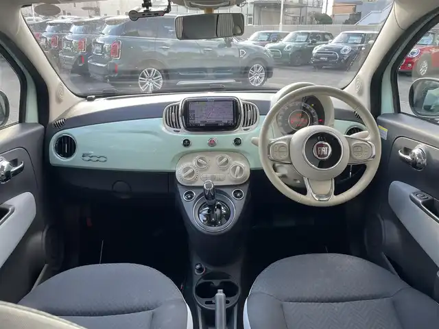 フィアット ５００ 1．2 ポップ 栃木県 2017(平29)年 6.2万km LATTE MENTA ｃａｒｒｏｚｚｅｒｉａナビ　/（ＡＭ／ＦＭ／ＳＤ／ＭＳＶ／ＣＤ／ＤＶＤ）/フルセグ　/Ｂｌｕｅｔｏｏｔｈ　/バックカメラ　/ＥＴＣ　/前後ドラレコ　/ステアリングスイッチ　/保証書　/取扱説明書　/スペアキー